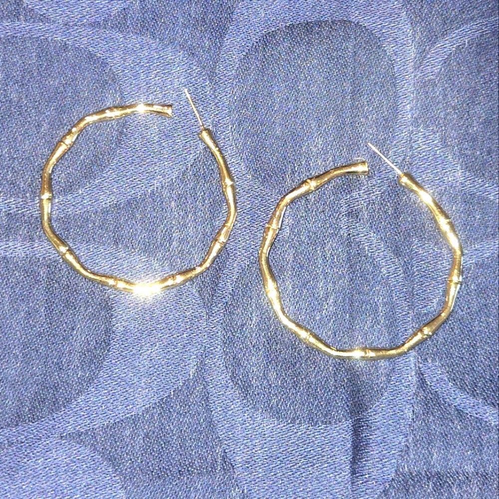 Brand New pair of champagne gold Bamboo Hoop earrings for pierced ears